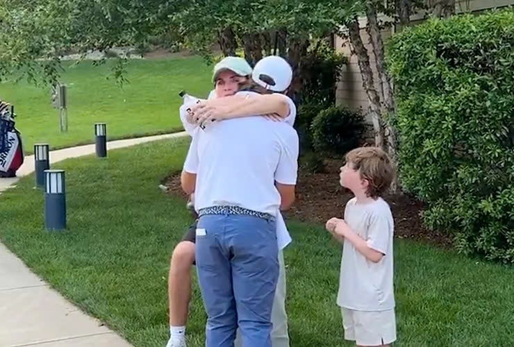 Tommy Fleetwood – Nước mắt, gia đình và niềm kiêu hãnh tại Travelers Championship